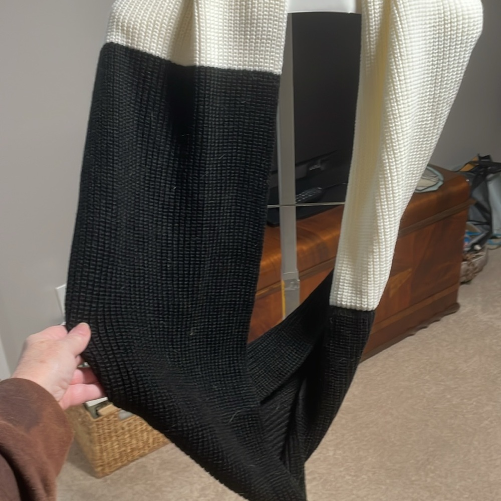 Continuous Loop Scarf - image 4